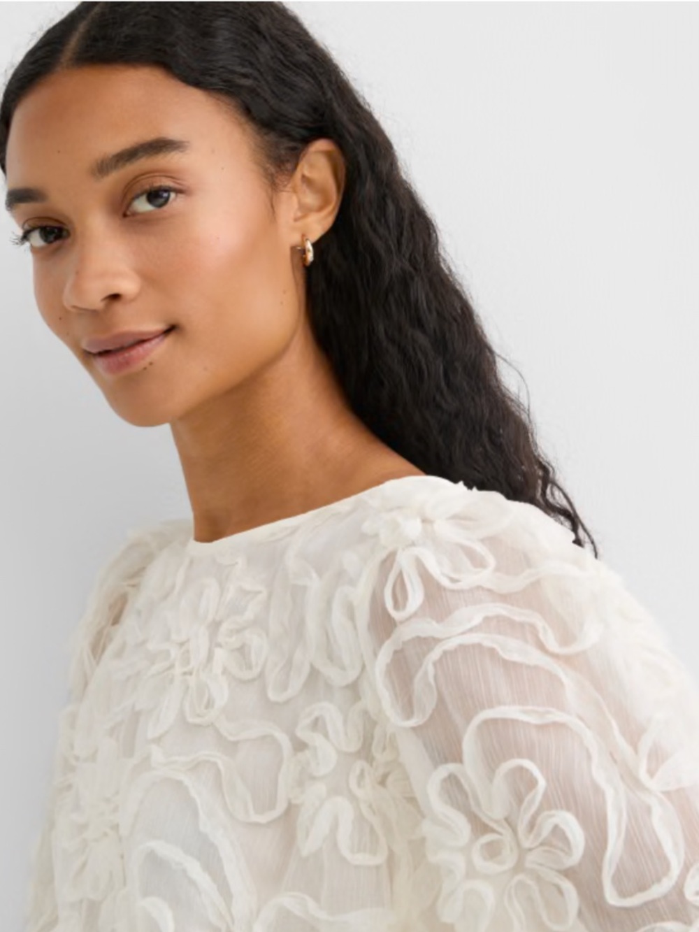LOFT Cream Floral Applique Puff-Sleeve Blouse